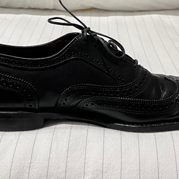 MAKE AN OFFER — Allen Edmonds McAllister Wingtip Oxford Dress Shoe, Size 8.5 EEE main image 5